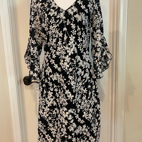 Karl Lagerfeld Black and White Floral Long Sleeve Dress - Picture 3 of 6